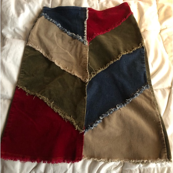 Dresses & Skirts - 90’s patchwork skirt